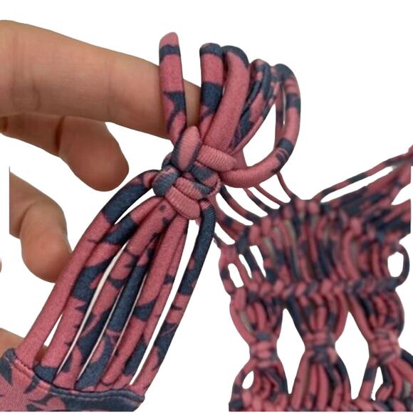 Dolce Vita Women's Macrame Bralette Bikini Swim Top Rose Large NEW - Picture 6 of 6